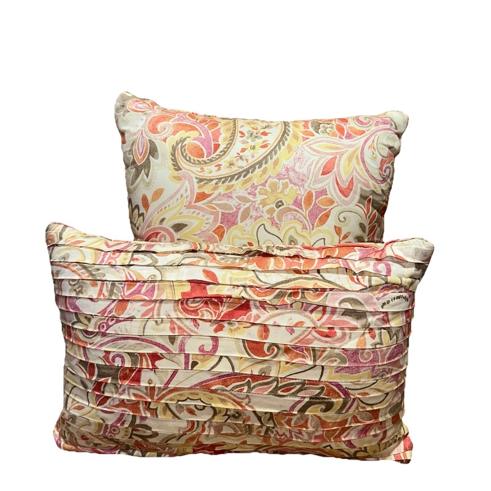 Set Of 2 Raymond Waites Accent Throw Pillows Pink‎ Multicolor Paisley Cotton EUC